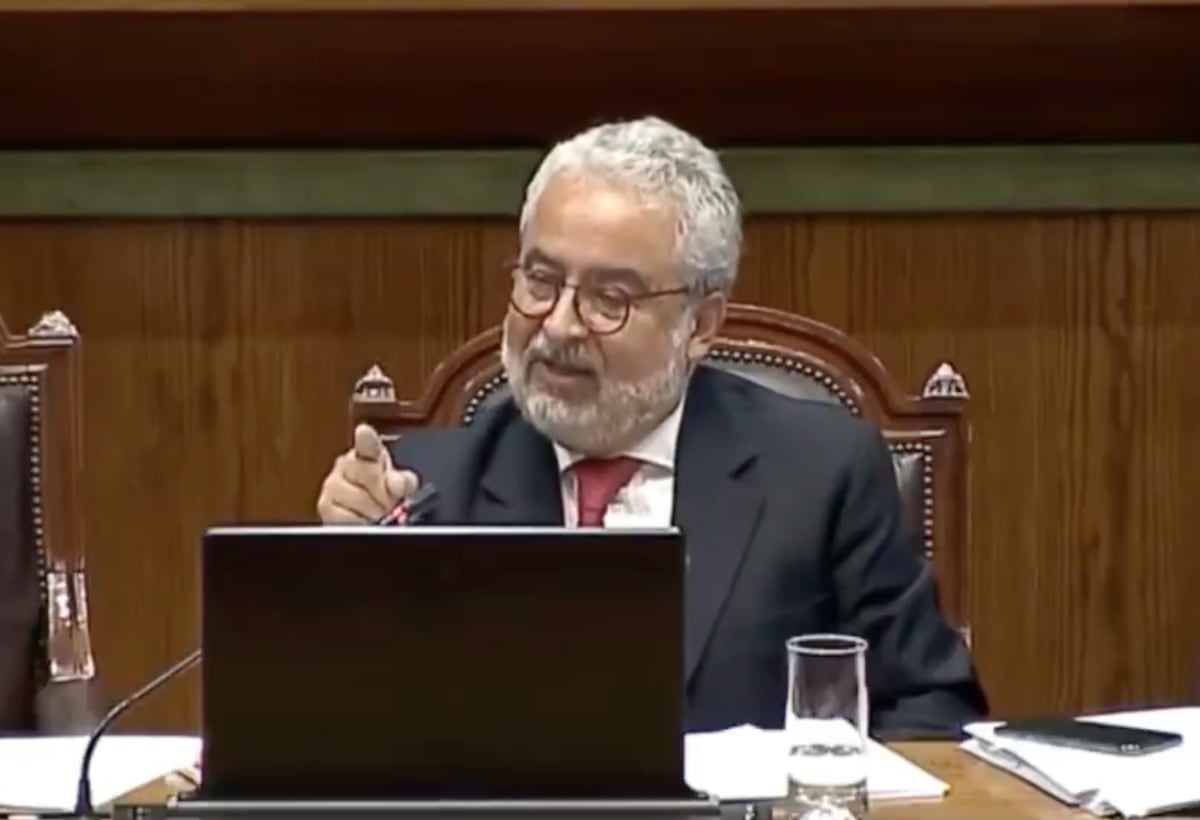 Luis Hermosilla: Audio filtrado de abogado aprobando pagos a funcionarios conmociona a Chile: “Esto se puede arreglar con dinero”
