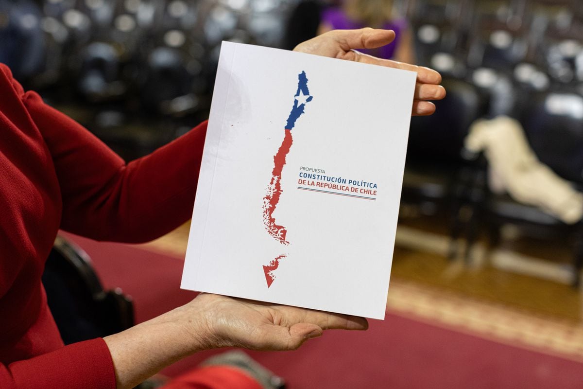 Arrancon Las Campanas en Chile Por el Plebiscito Constitución: 37 Días de Una Carrera Corta y Polarizada