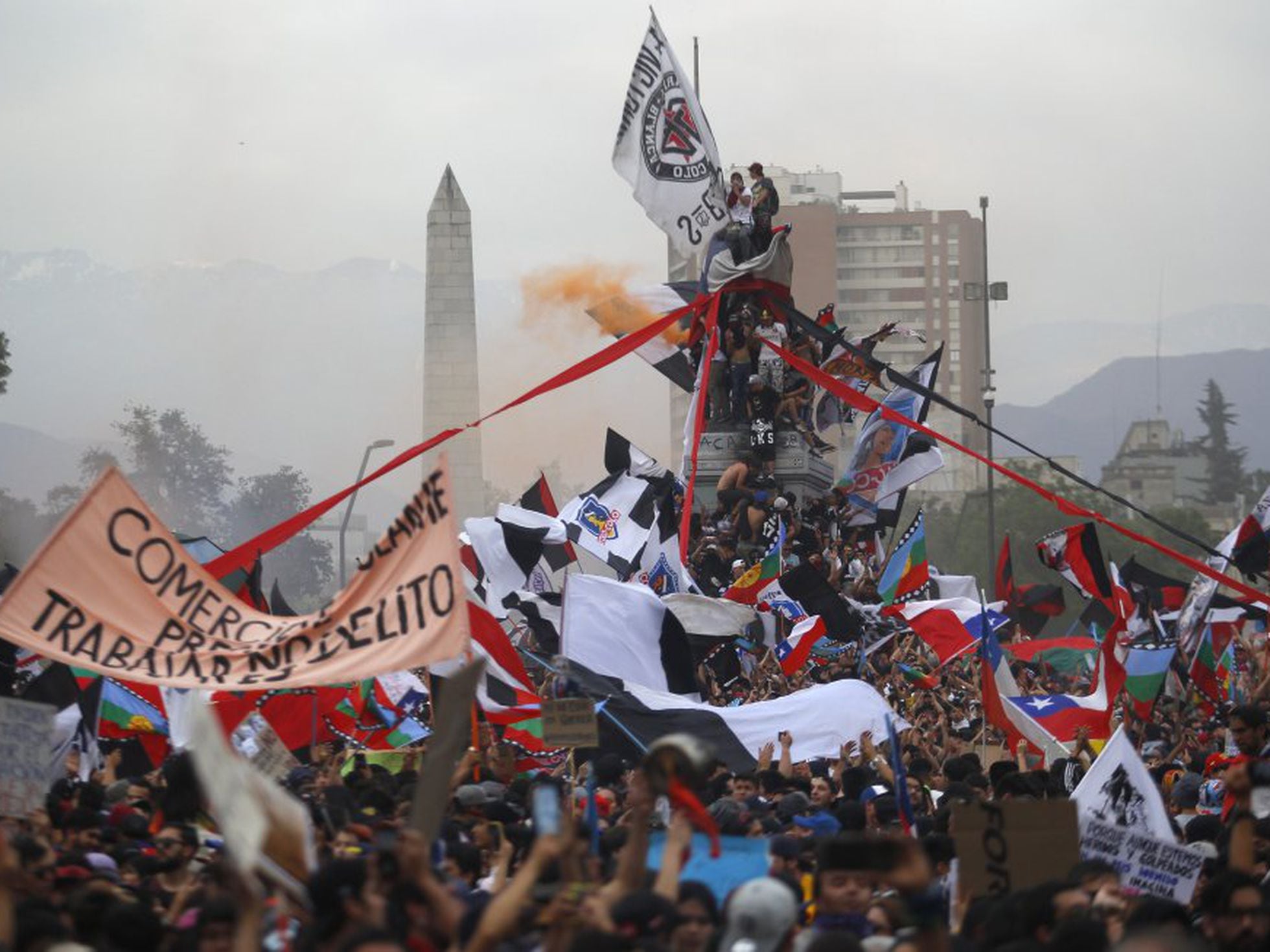 El estallido social (2019-2023): poder destituyente, esperanza revolucionaria y golpe de Estado 'no tradicional' | EL PAÍS Chile