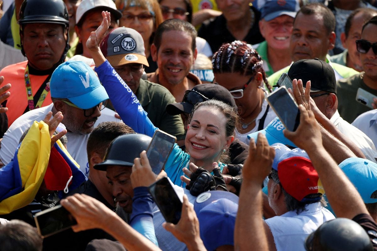 Maria Corina Machado leaves the door open for an alternative candidacy for the opposition in Venezuela